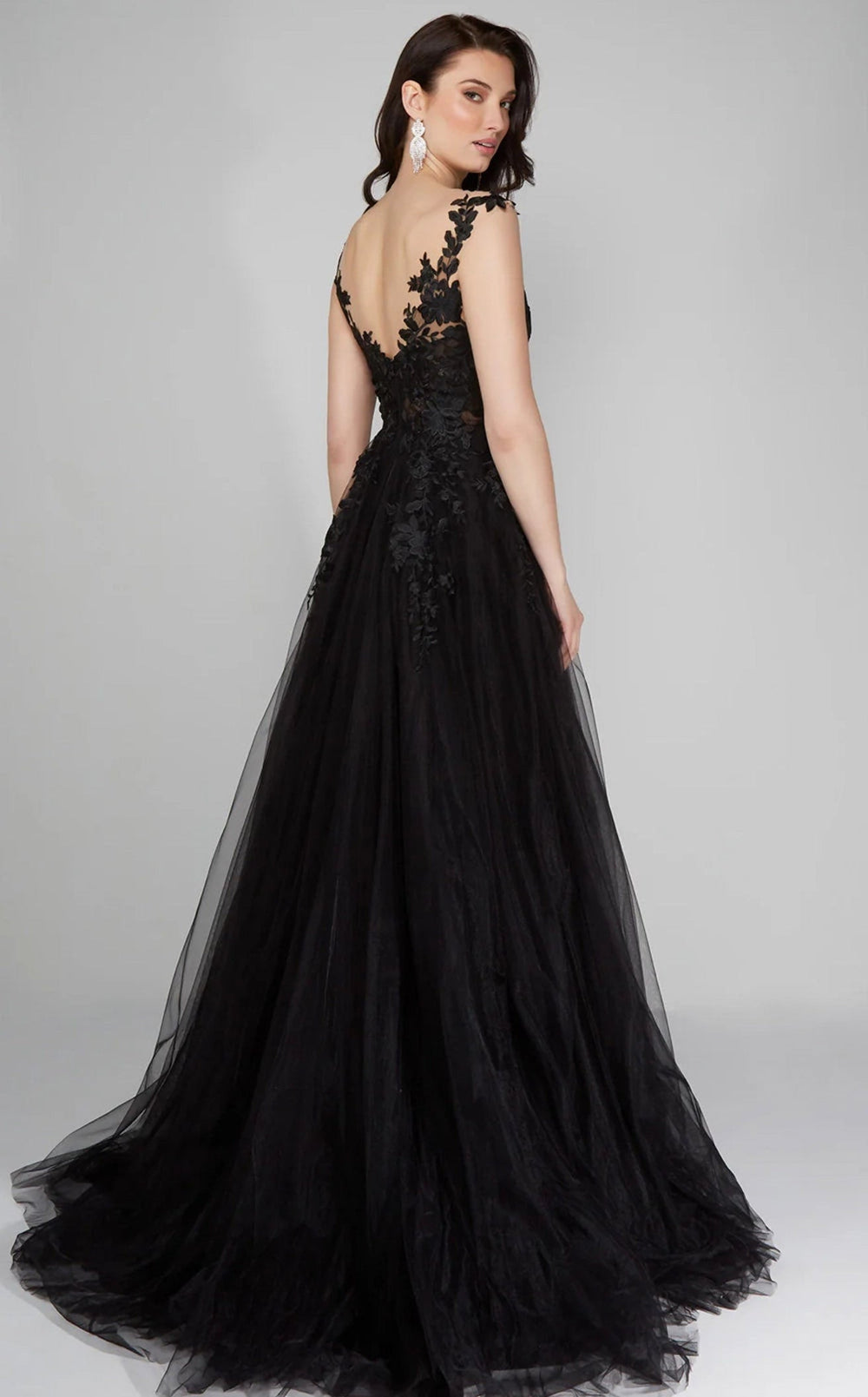 Exquisite Alyce 5090 Dress detail view - VOLAKK