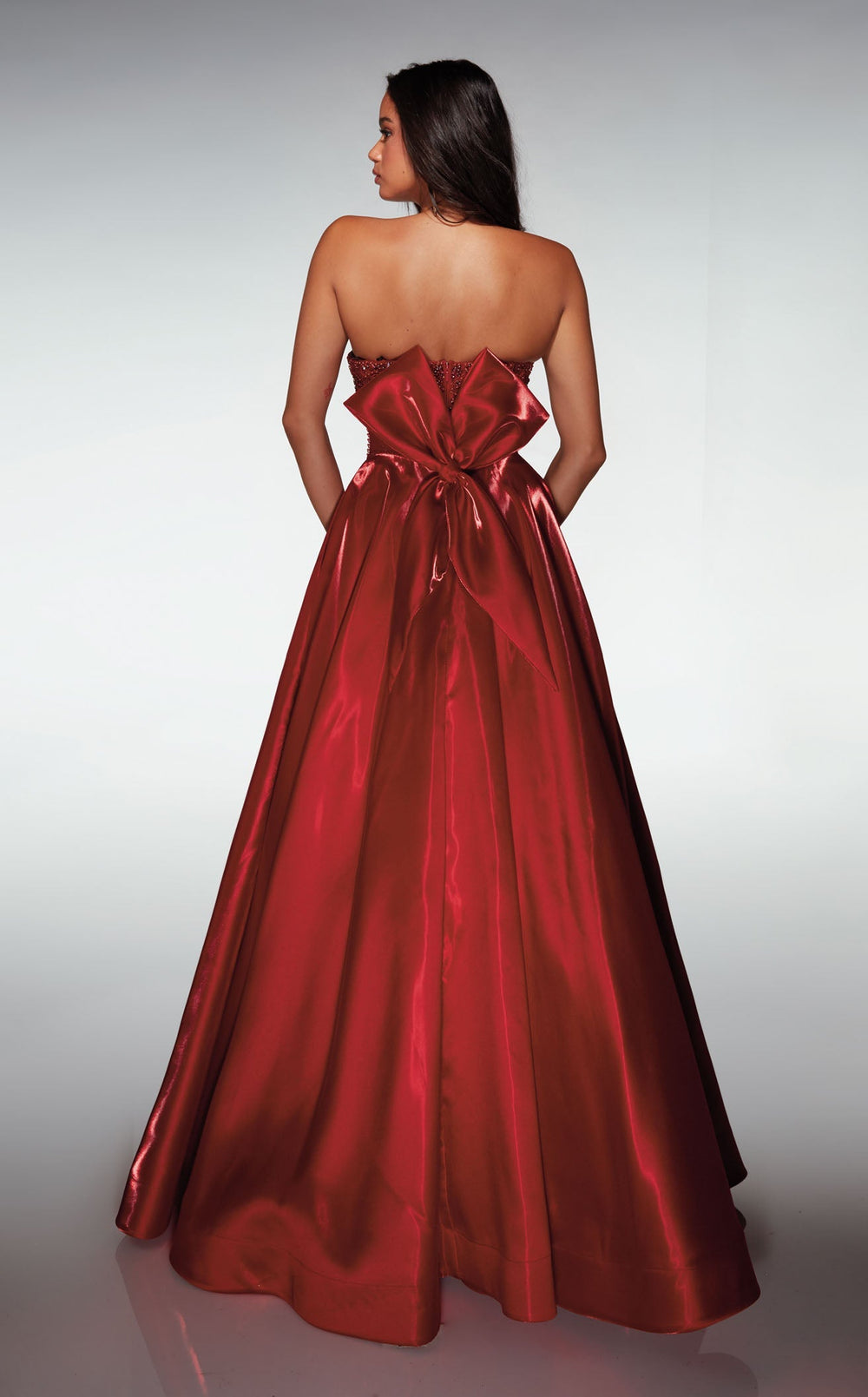 Exquisite Alyce 62134 Dress detail view - VOLAKK