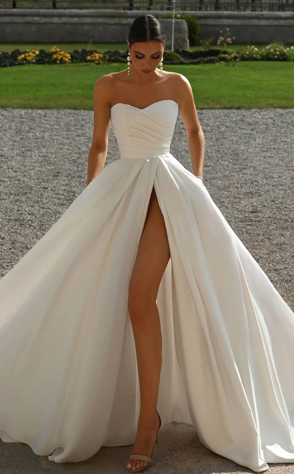 Exquisite Alyce 7088 Dress detail view - VOLAKK