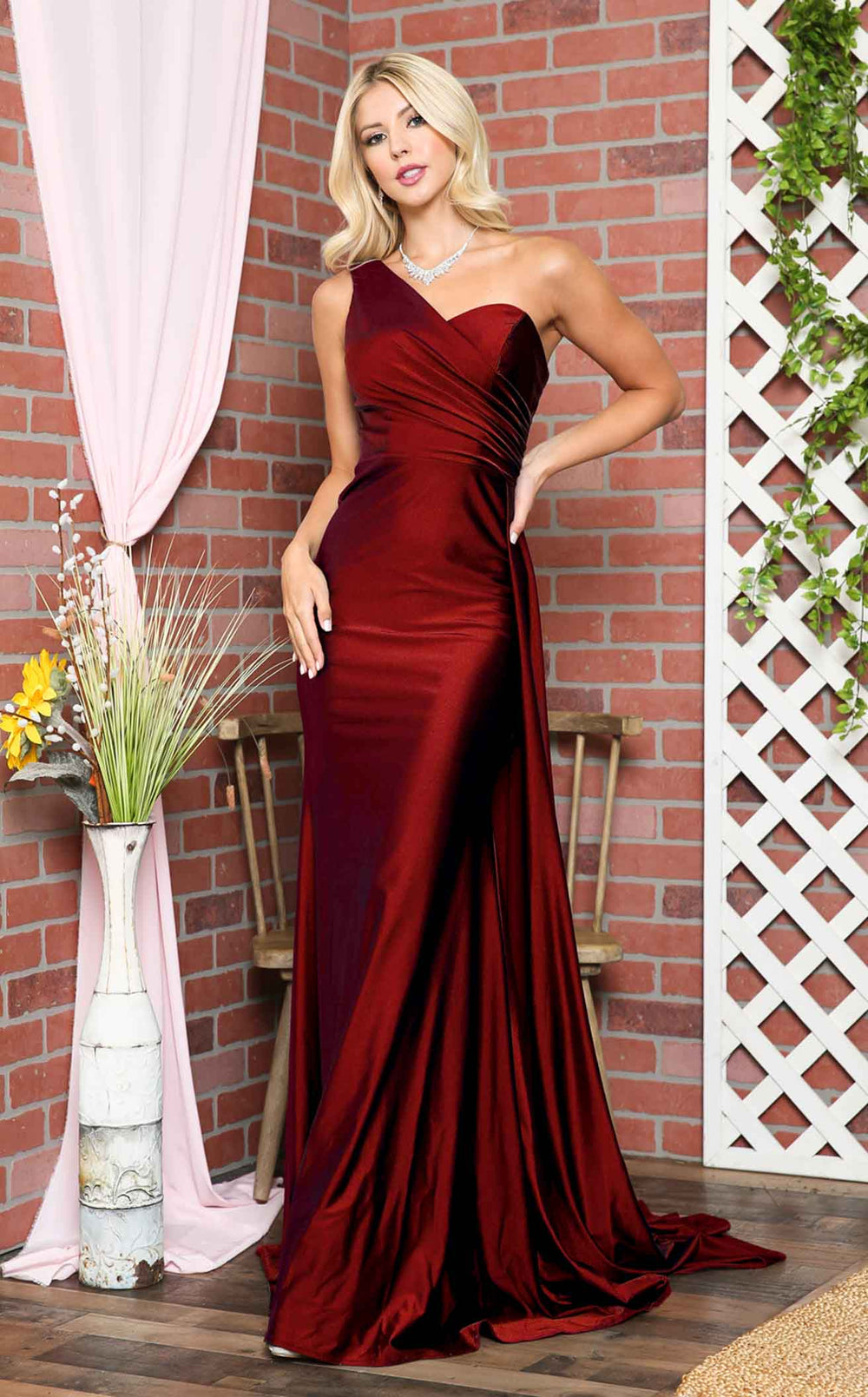 Amelia Couture 387 Dress details - VOLAKK