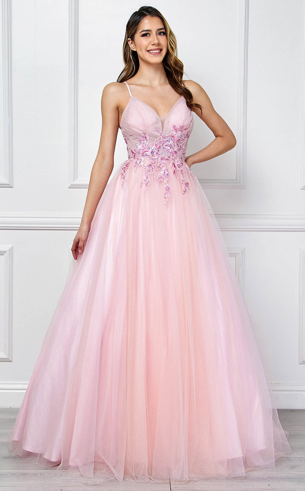 Exquisite Amelia Couture SU088 Dress detail view - VOLAKK