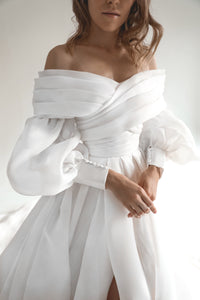 Light ivory Extra Convertible Wedding Dress Audrey (Basic dress + bolero + bow + detachable train) view 3