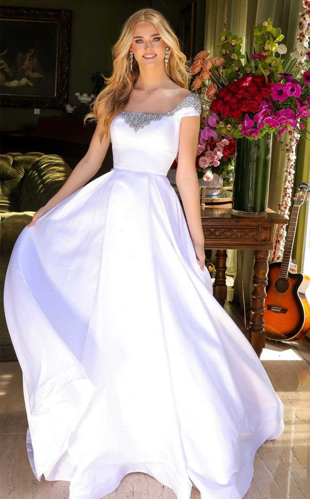 Ava Presley 39322 Dress details - VOLAKK