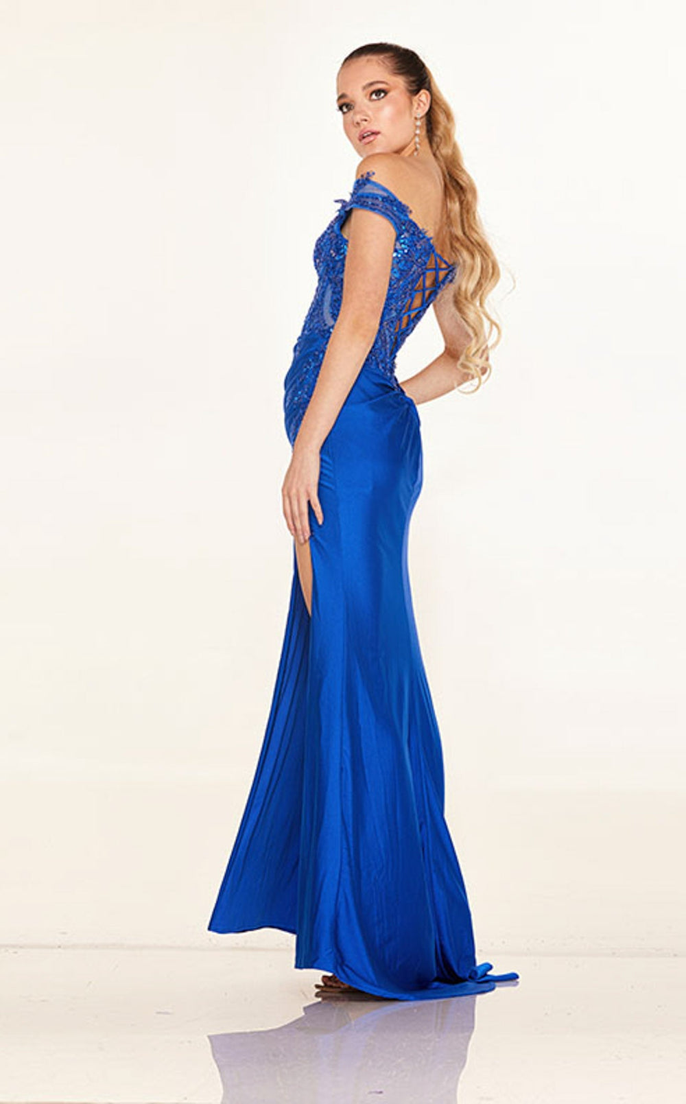 Exquisite Cecilia Couture 2645 Dress detail view - VOLAKK