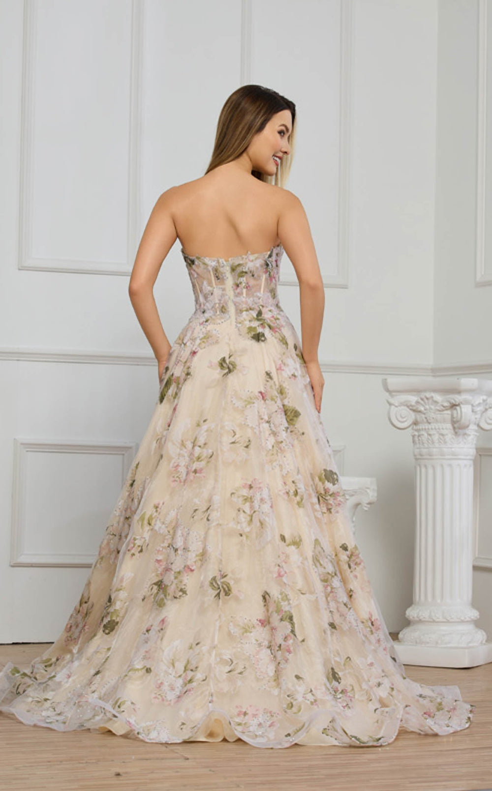 Cecilia Couture 8006 Dress details - VOLAKK