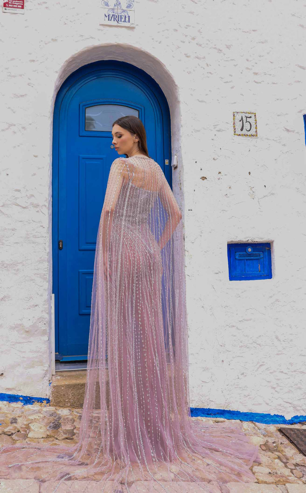 Chic and Holland AR330298 Dress details - VOLAKK