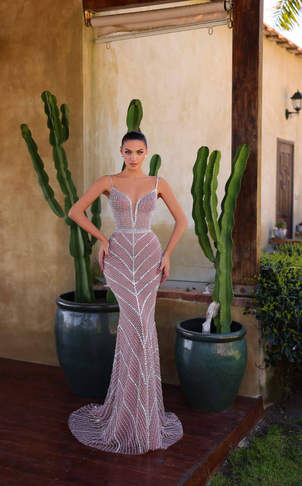 Chic and Holland EW990057 Dress - VOLAKK