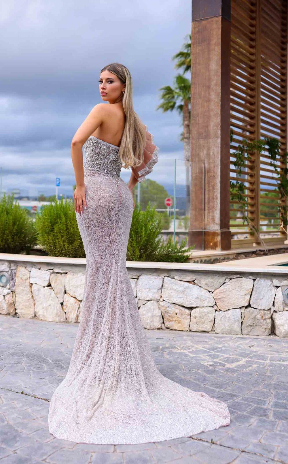 Chic and Holland HF110277 Dress details - VOLAKK