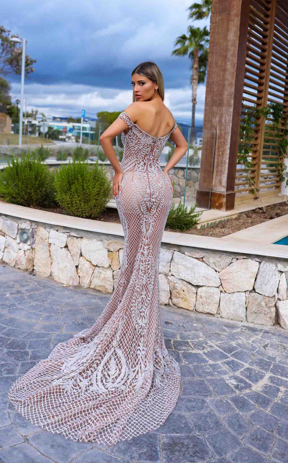 Chic and Holland HF110292 Dress details - VOLAKK