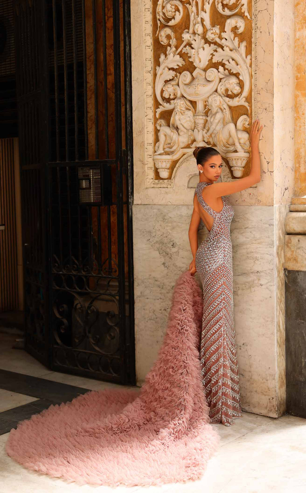 Exquisite Chic and Holland HF110454 Dress detail view - VOLAKK