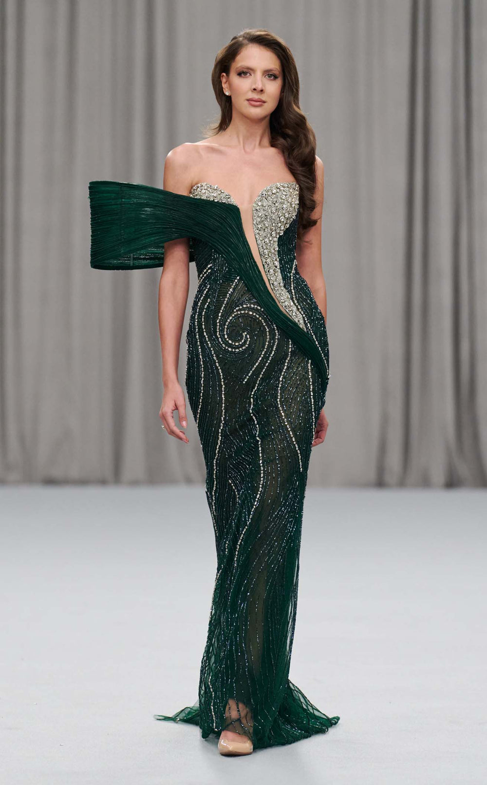 Exquisite Chic and Holland HF110519 Dress detail view - VOLAKK