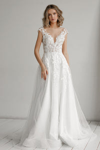 Lace Wedding Dress Enn with Long Sleeves view 7