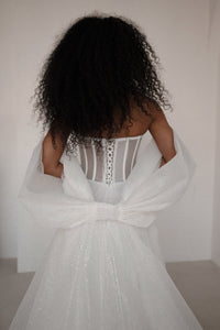 Sparkle Bow “Hennie” view 4