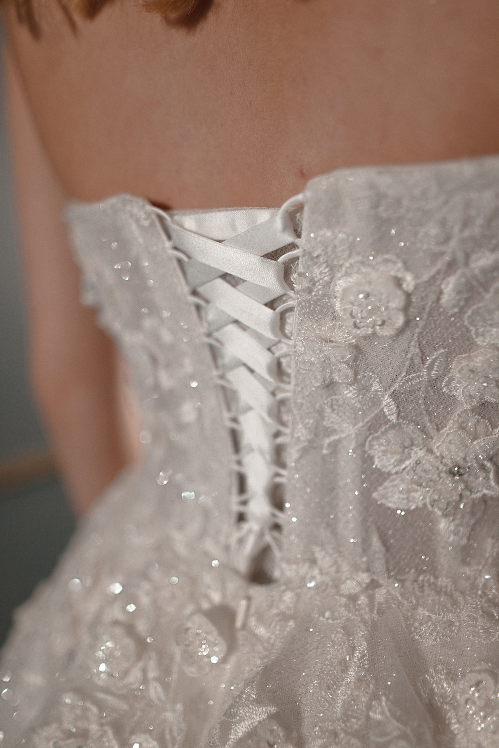 Lacing details - VOLAKK
