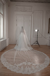 Wedding Veil Nuria view 2
