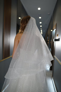 Two-Tier Sparkle Veil Over Ice view 5