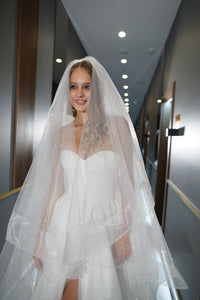 Two-Tier Sparkle Veil Over Ice view 10