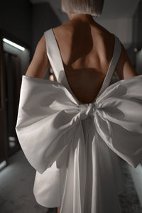 Light ivory Short Wedding Dress Tofa with Huge Bow view 7