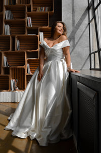 Plus Size Wedding Dress Seiliny view 8