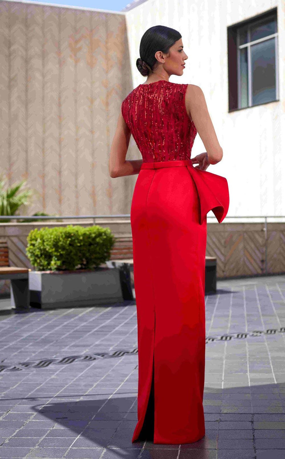 Edward Arsouni Couture 966 Dress details - VOLAKK