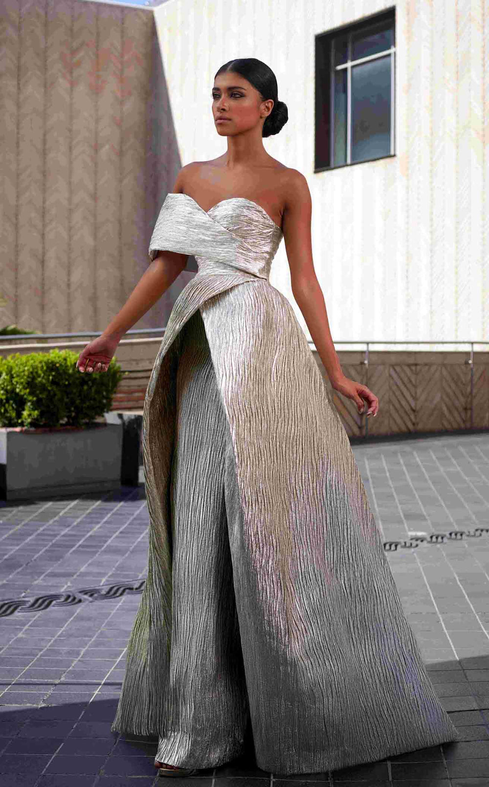 Edward Arsouni Couture 983 Dress details - VOLAKK