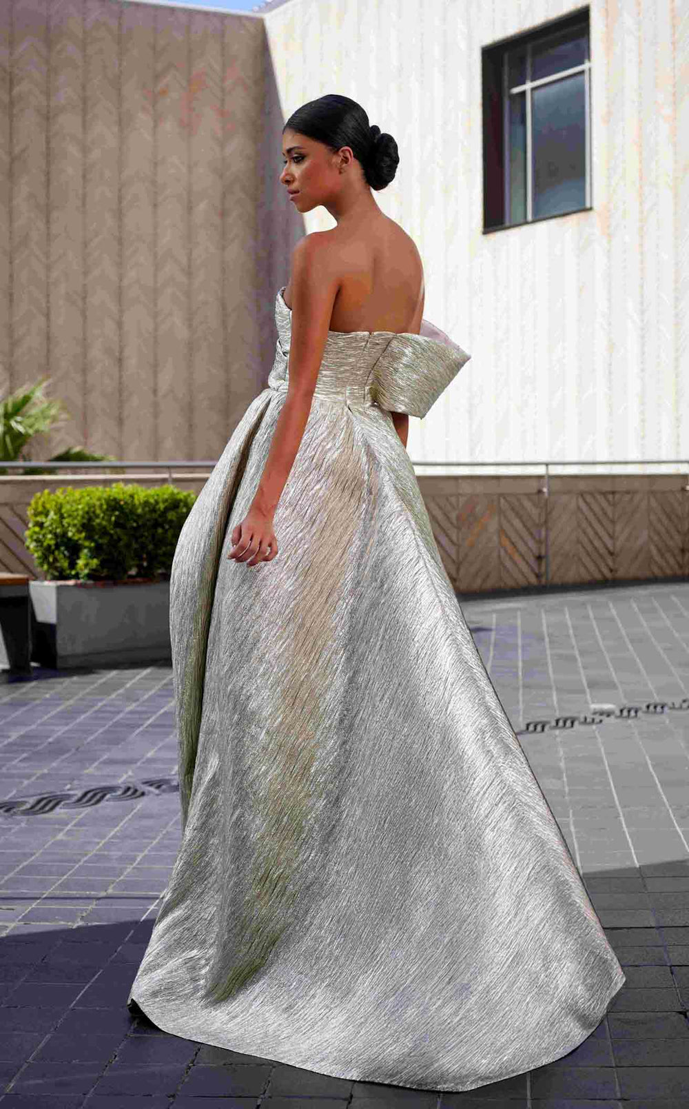 Exquisite Edward Arsouni Couture 983 Dress detail view - VOLAKK