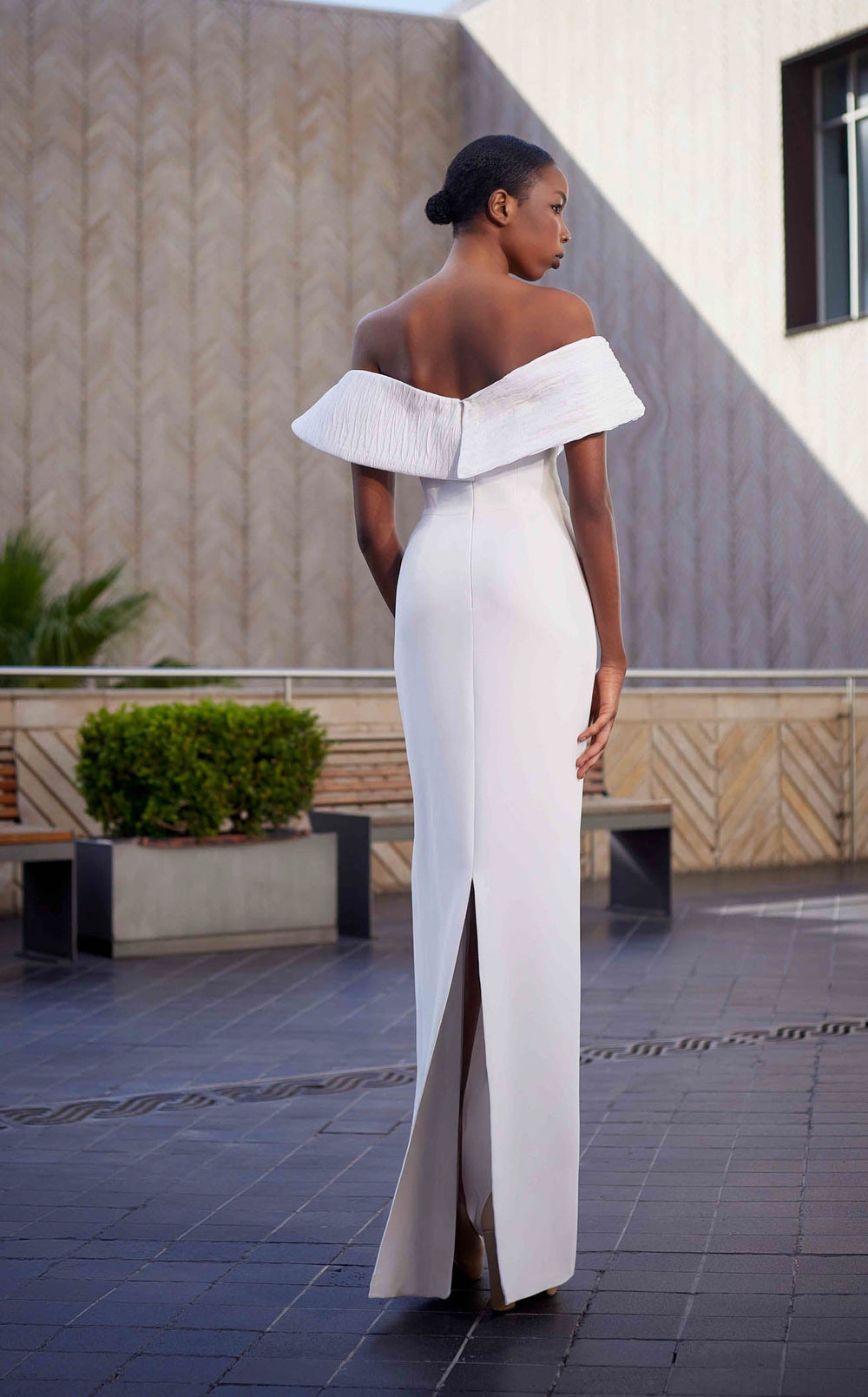 Edward Arsouni Couture 985 Dress details - VOLAKK