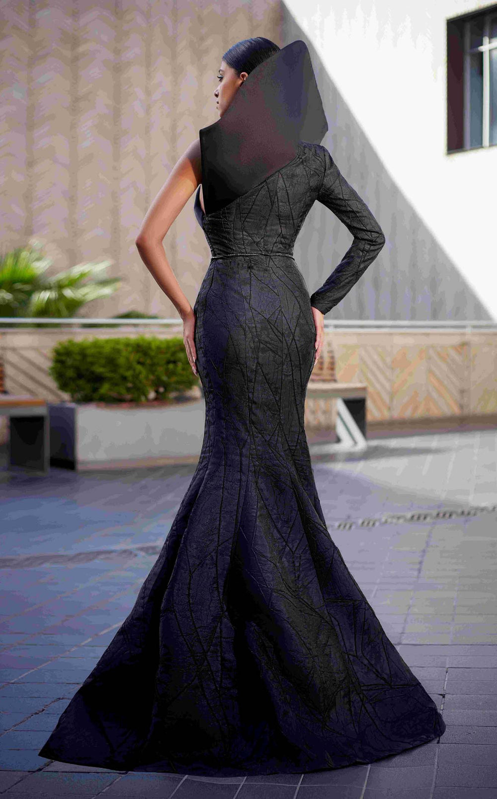 Edward Arsouni Couture 990 Dress details - VOLAKK