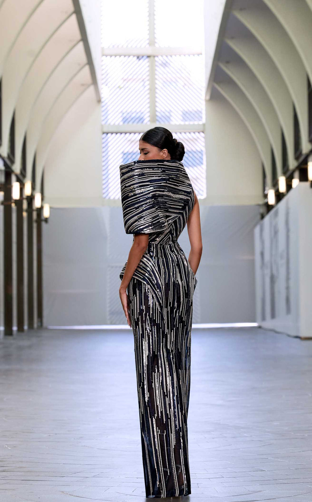 Edward Arsouni Couture 996 Dress details - VOLAKK