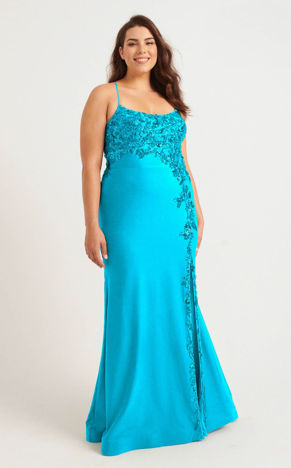 Exquisite Faviana 9570 Dress detail view - VOLAKK
