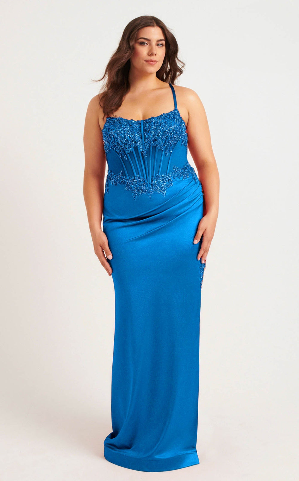 Exquisite Faviana 9592 Dress detail view - VOLAKK