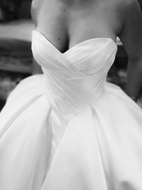 Basque Waist Wedding Gown Oceania view 20