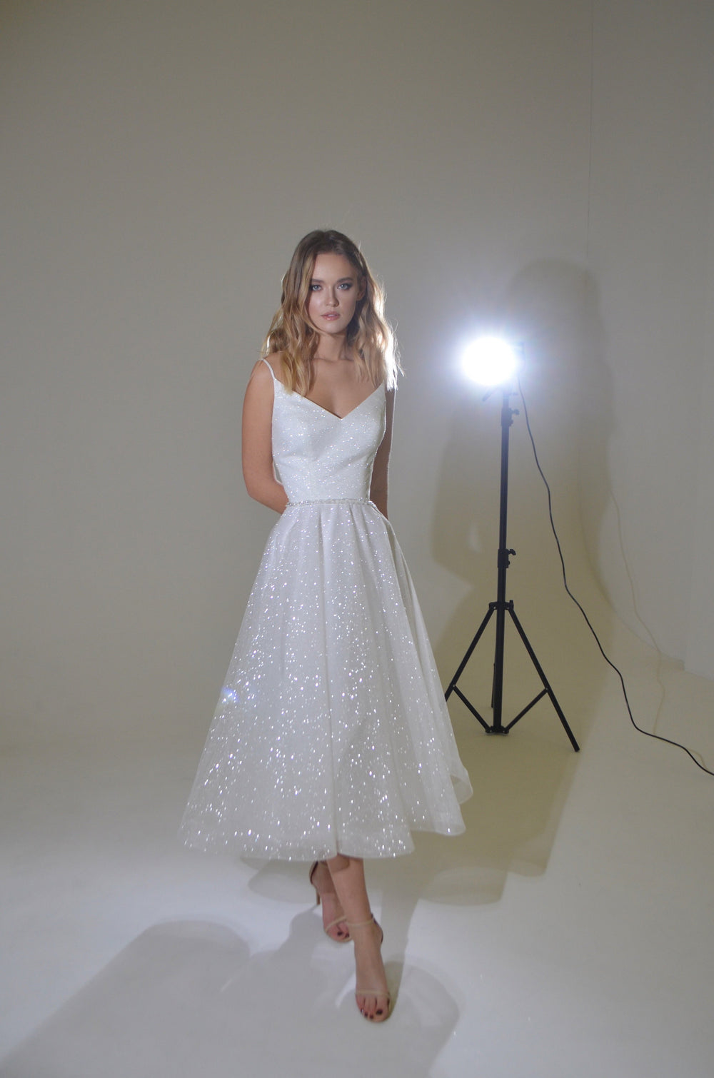 Exquisite Shiny Wedding & Evening Dress Heist Midi detail view - VOLAKK