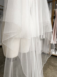 Wedding veil OB H15 with sequins edge view 4