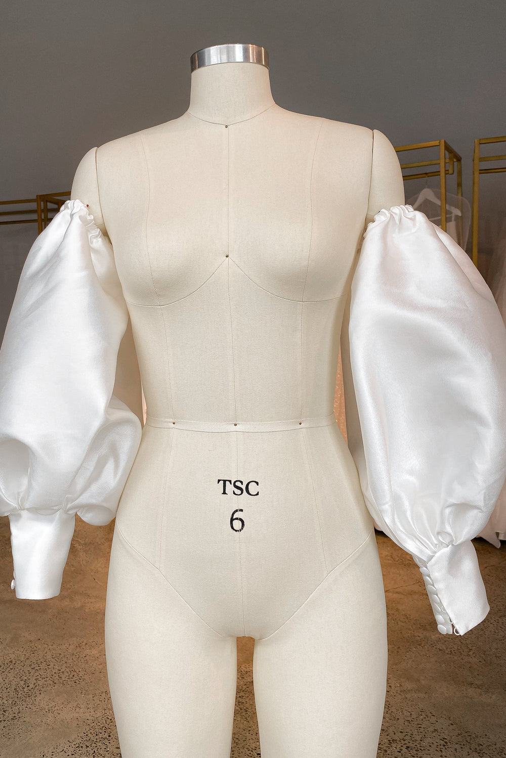 Detachable Sleeves Jacqueline - VOLAKK
