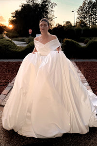 Short Satin Wedding Dress Mira view 11