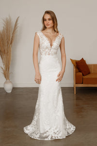 2 in 1 Lace Wedding Dress Airis with Detachable Skirt view 9