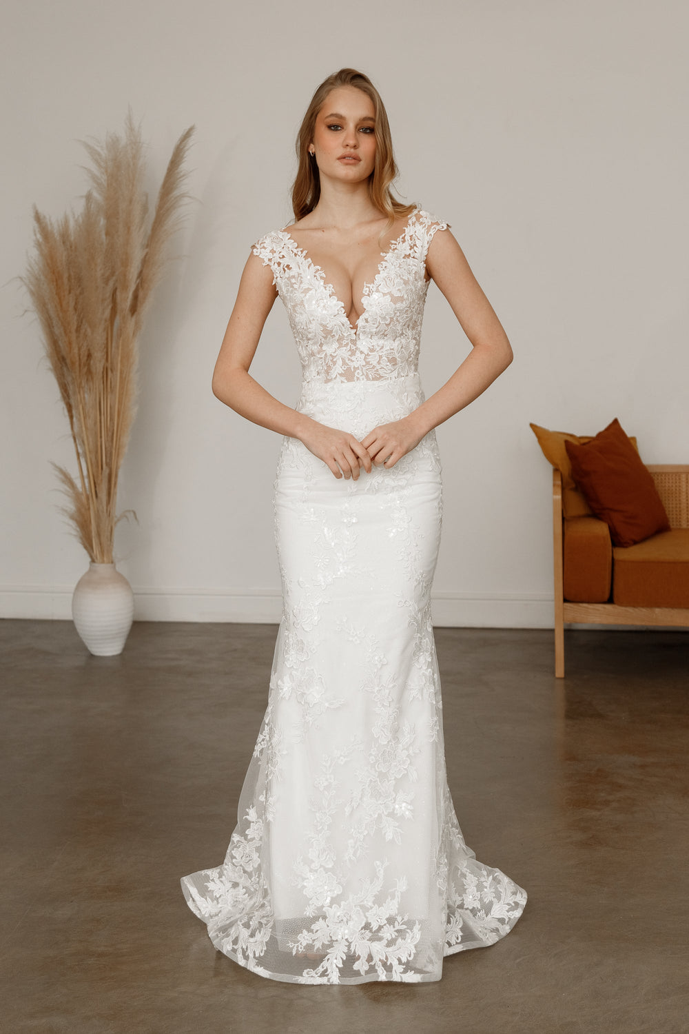 Light ivory Lace Mermaid Wedding Dress Airis - VOLAKK