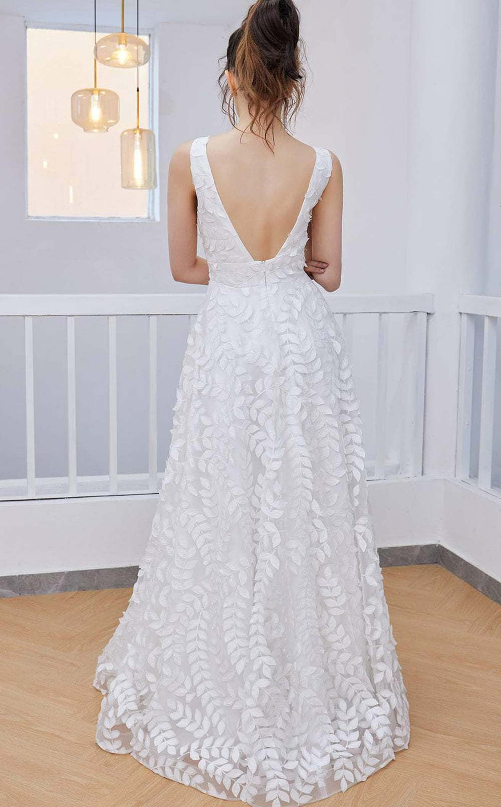 Exquisite Jadore J21038 Dress detail view - VOLAKK