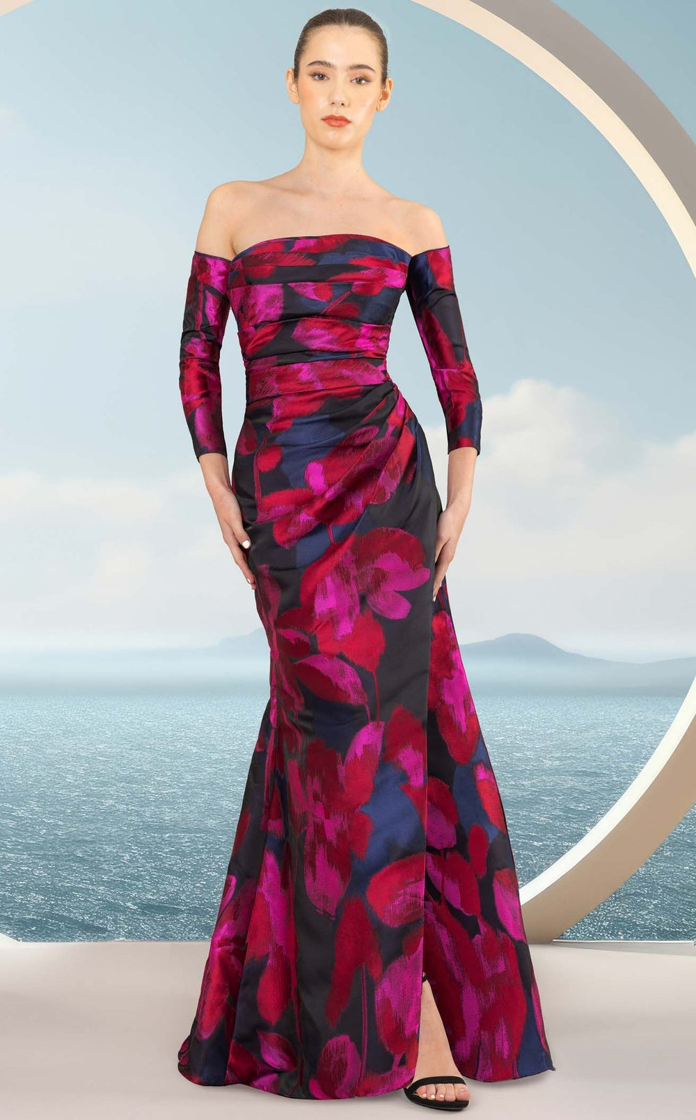 Exquisite Janique 2513 Dress detail view - VOLAKK