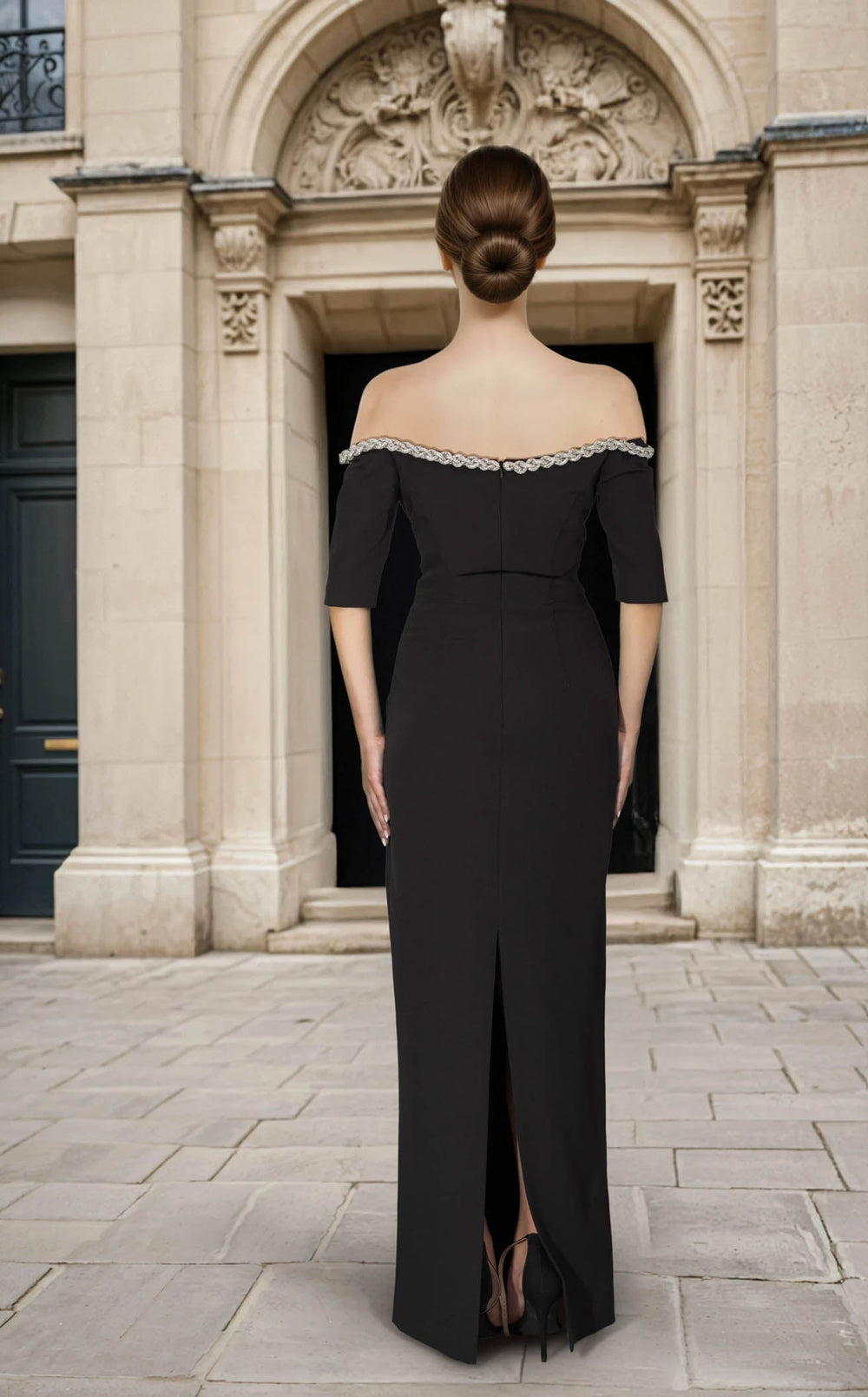Exquisite Janique 2604 Dress detail view - VOLAKK
