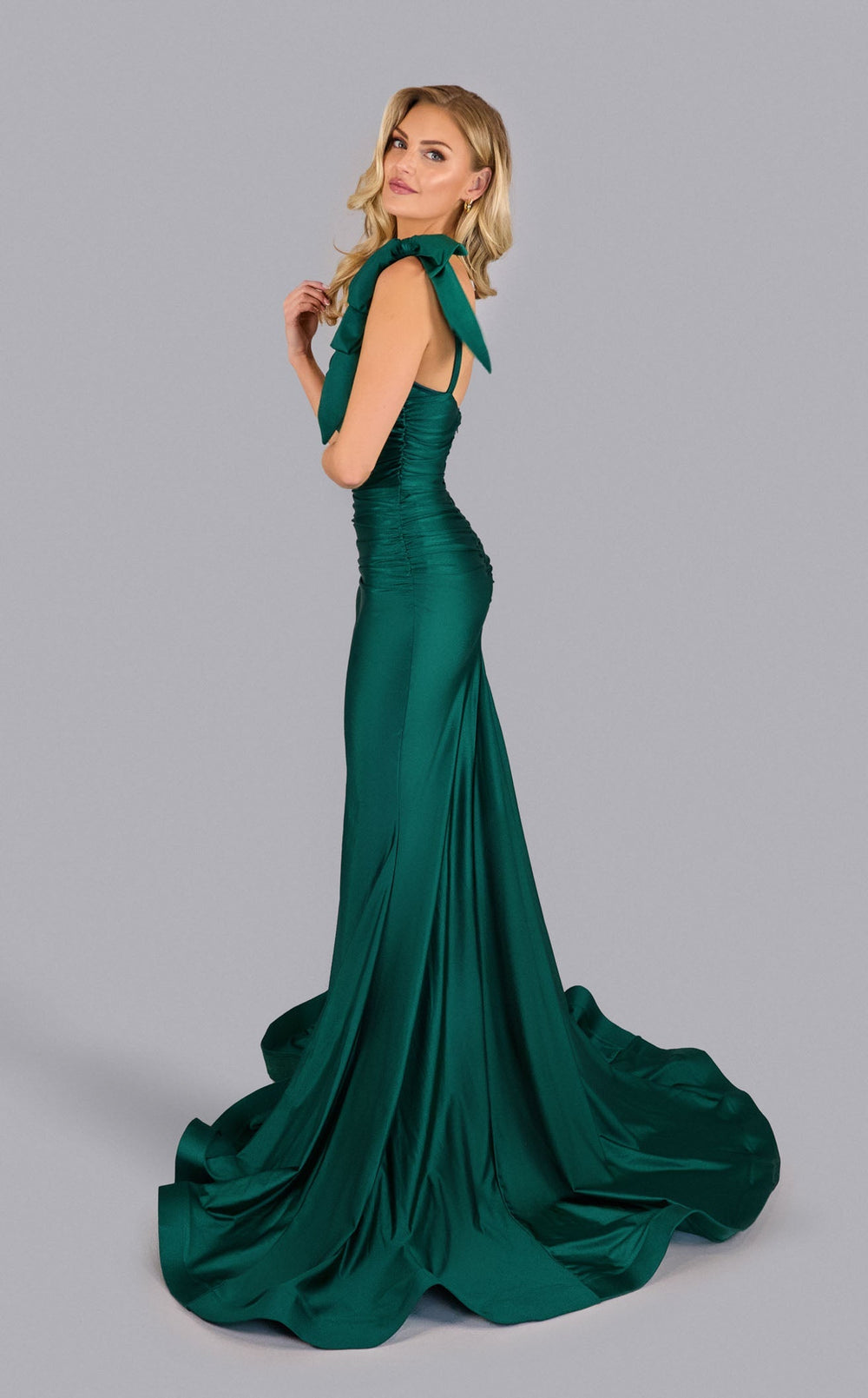 Jessica Angel 2622 Dress details - VOLAKK