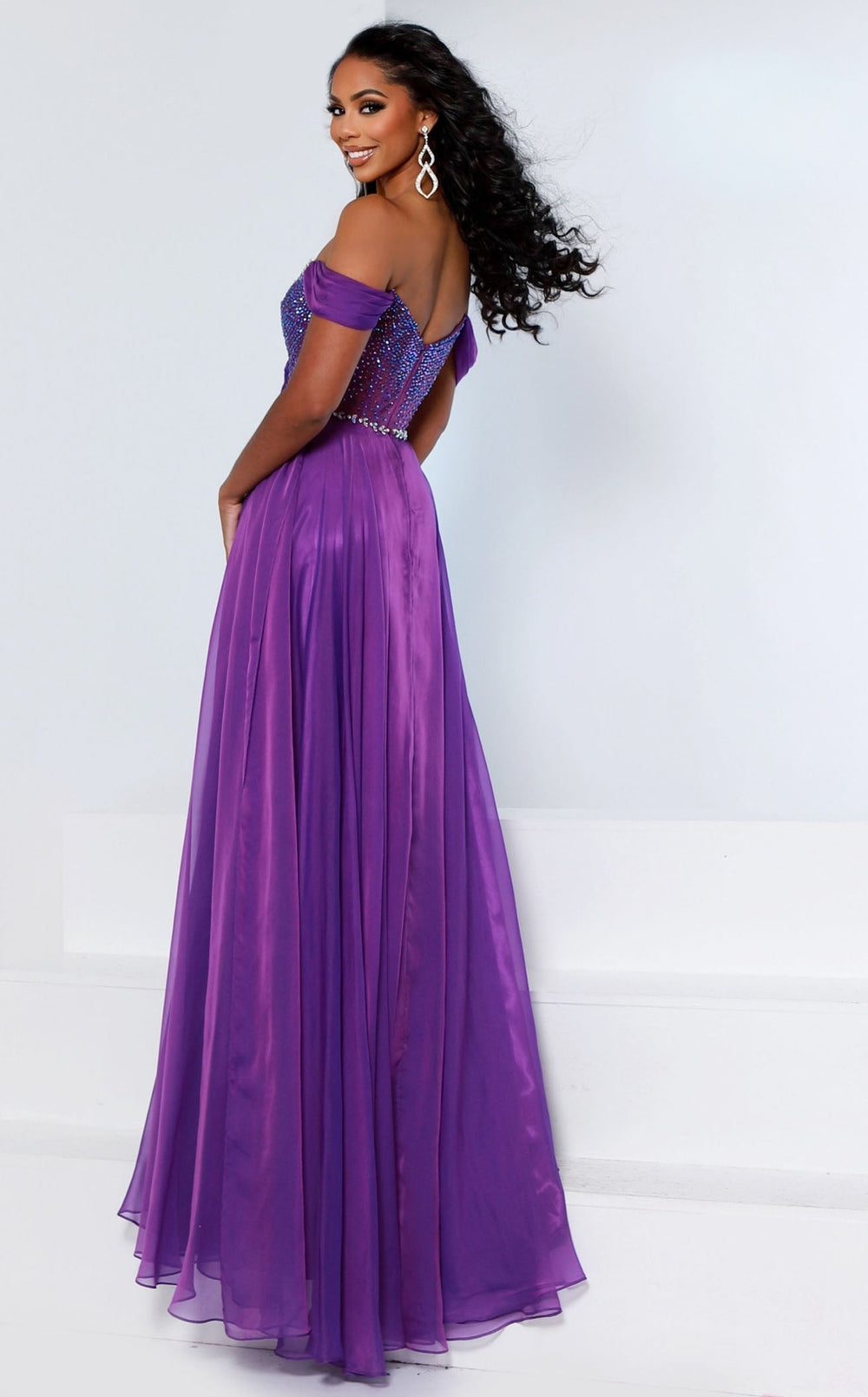 Exquisite Johnathan Kayne 3217 Dress detail view - VOLAKK