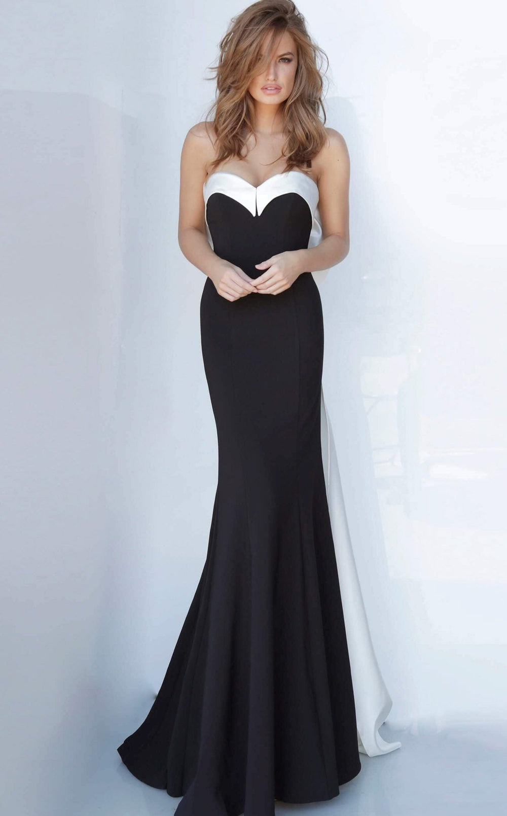 Jovani 12020 Dress details - VOLAKK
