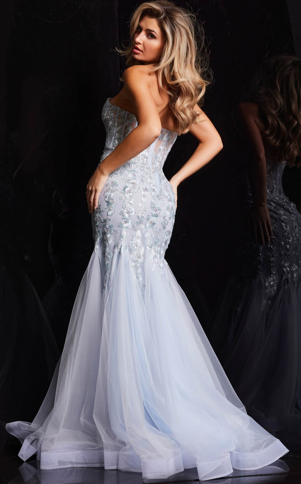 Exquisite Jovani 22924 Dress detail view - VOLAKK