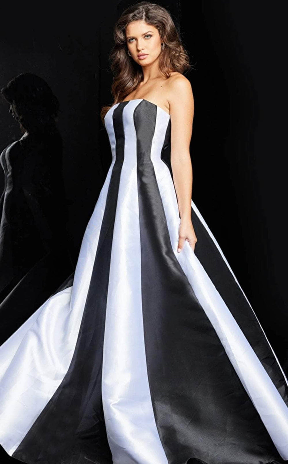 Jovani 23728 Dress details - VOLAKK