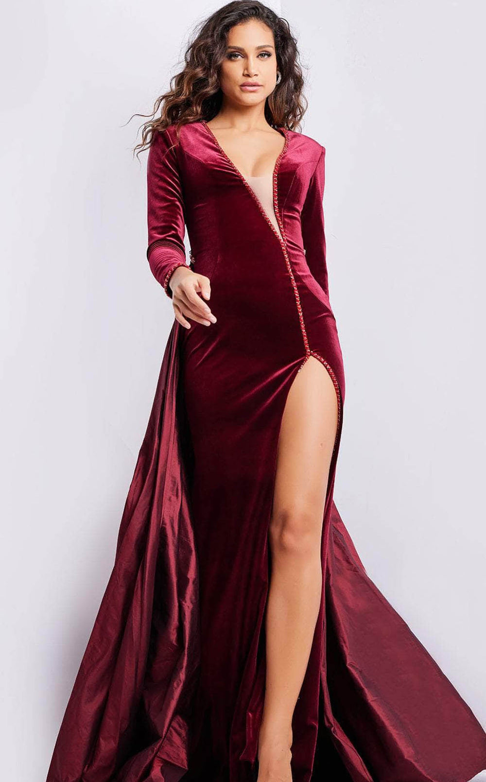 Exquisite Jovani 23943 Dress detail view - VOLAKK
