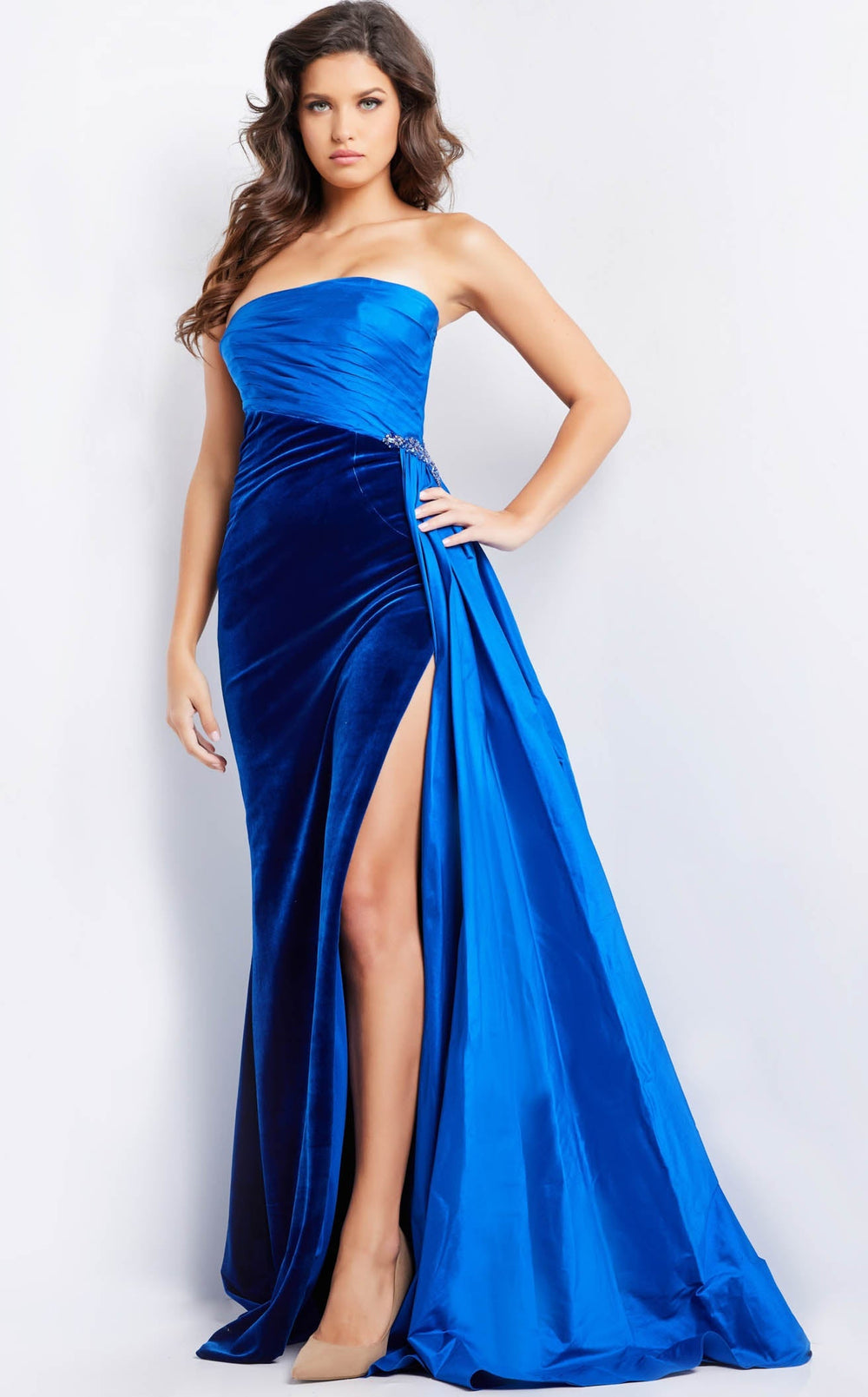 Exquisite Jovani 23947 Dress detail view - VOLAKK