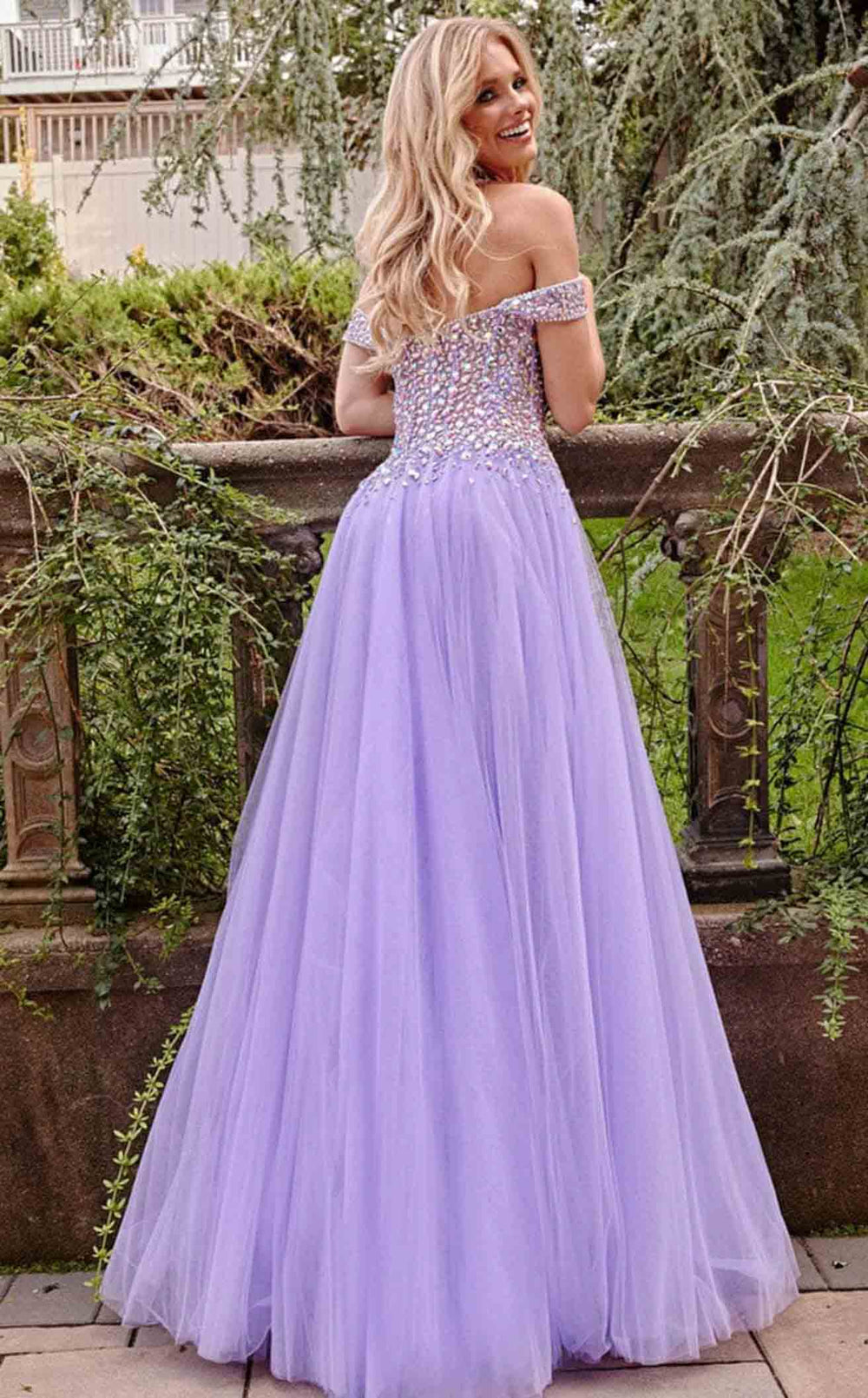 Exquisite Jovani 23963 Dress detail view - VOLAKK