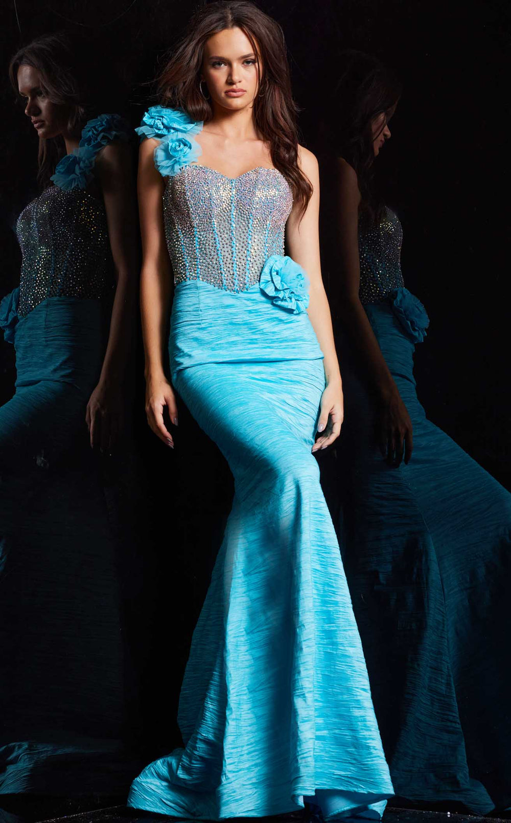 Exquisite Jovani 37268 Dress detail view - VOLAKK